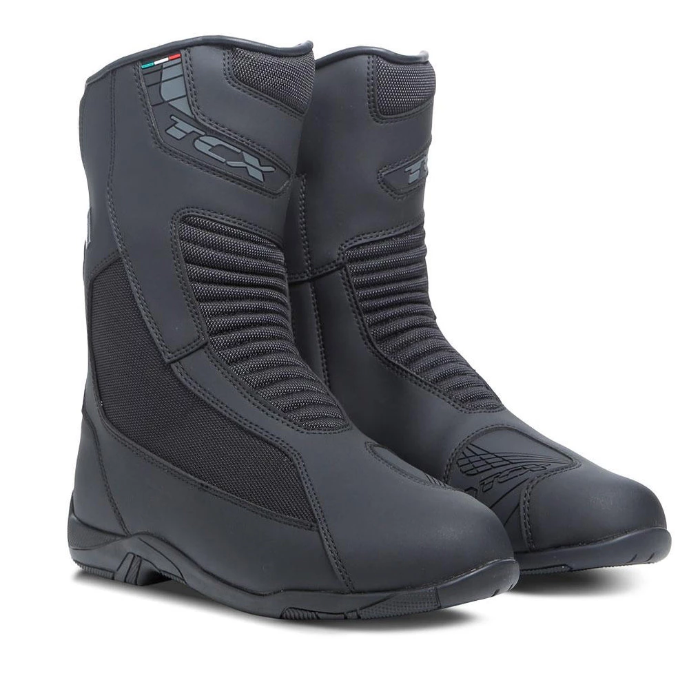 TCX - Explorer.4 Gore-Tex® Black Boots 1 TCX - Explorer.4 Gore-Tex® Black Boots